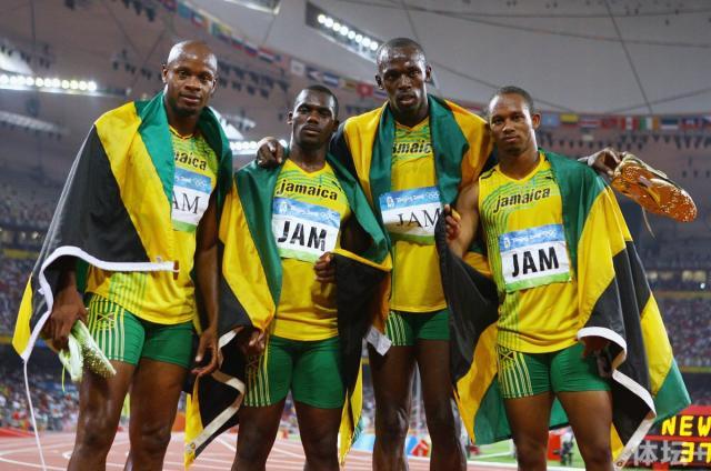 鲍威尔：降息已开始进入视野 决策者正在思考、讨论何时降息合适