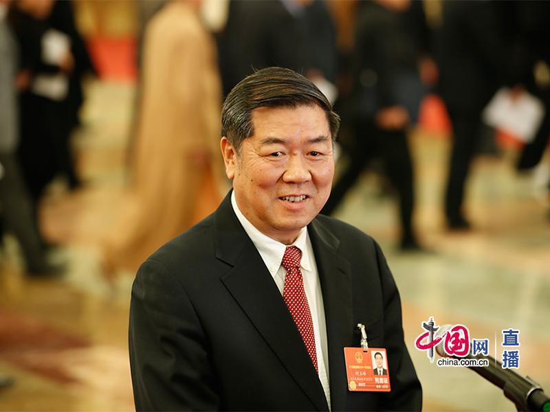 何立峰会见中美金融工作组美方代表团