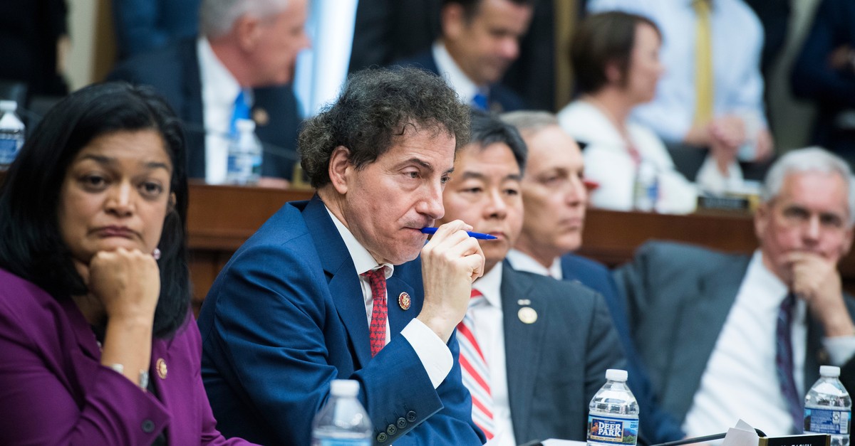 美联邦最高法院推翻禁止特朗普参加科罗拉多州初选的裁决