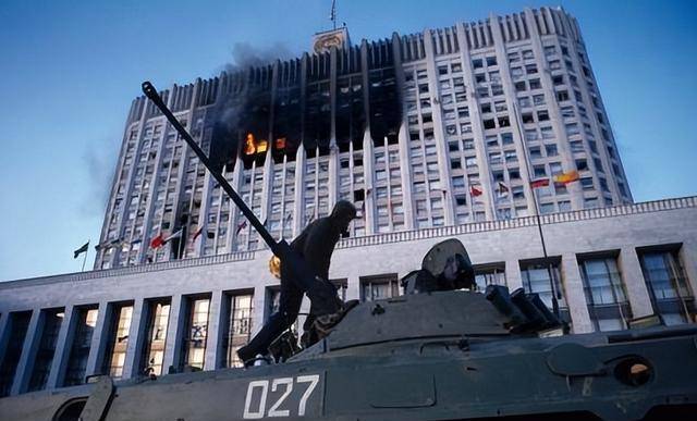 日本央行即将做出历史性决策 国际大行都在忙着布局哪些交易