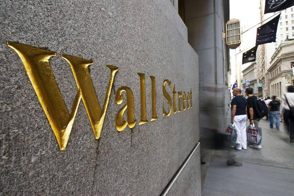 美联储威廉姆斯：尚未感受到降息的紧迫性 若数据支撑甚至可能加息