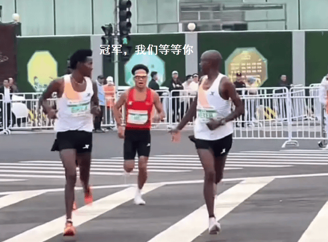 特步就北京半程马拉松赛工作失误致歉 相关资格被取消