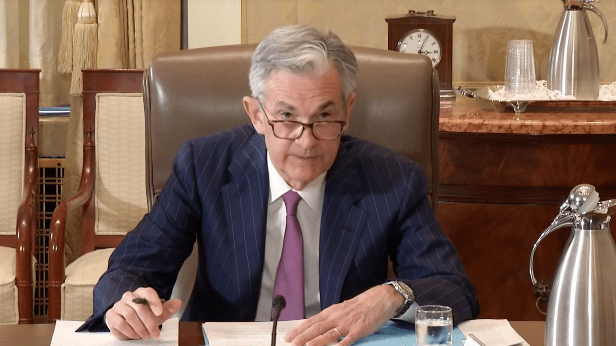 美债在创纪录标售潮前持稳 贝莱德预计美联储今年会降息两次