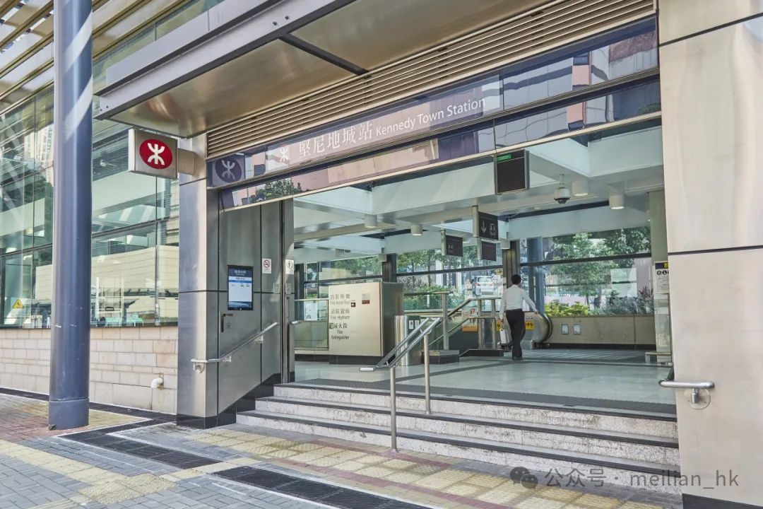 美联储主席鲍威尔：预计通胀率将环比回落 更有可能将利率维持在现有水平