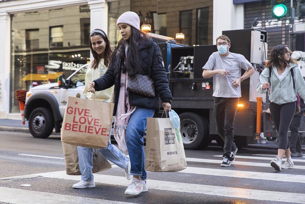 纽约联储调查:美国家庭财务状况恶化 信用卡拖欠率加速上升