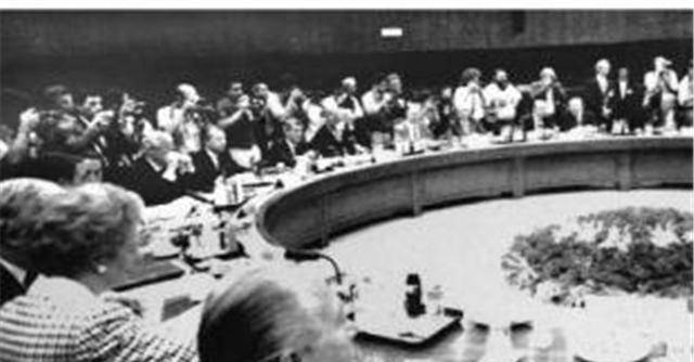 被美国打压，莫斯科交易所宣布停止使用美元和欧元交易