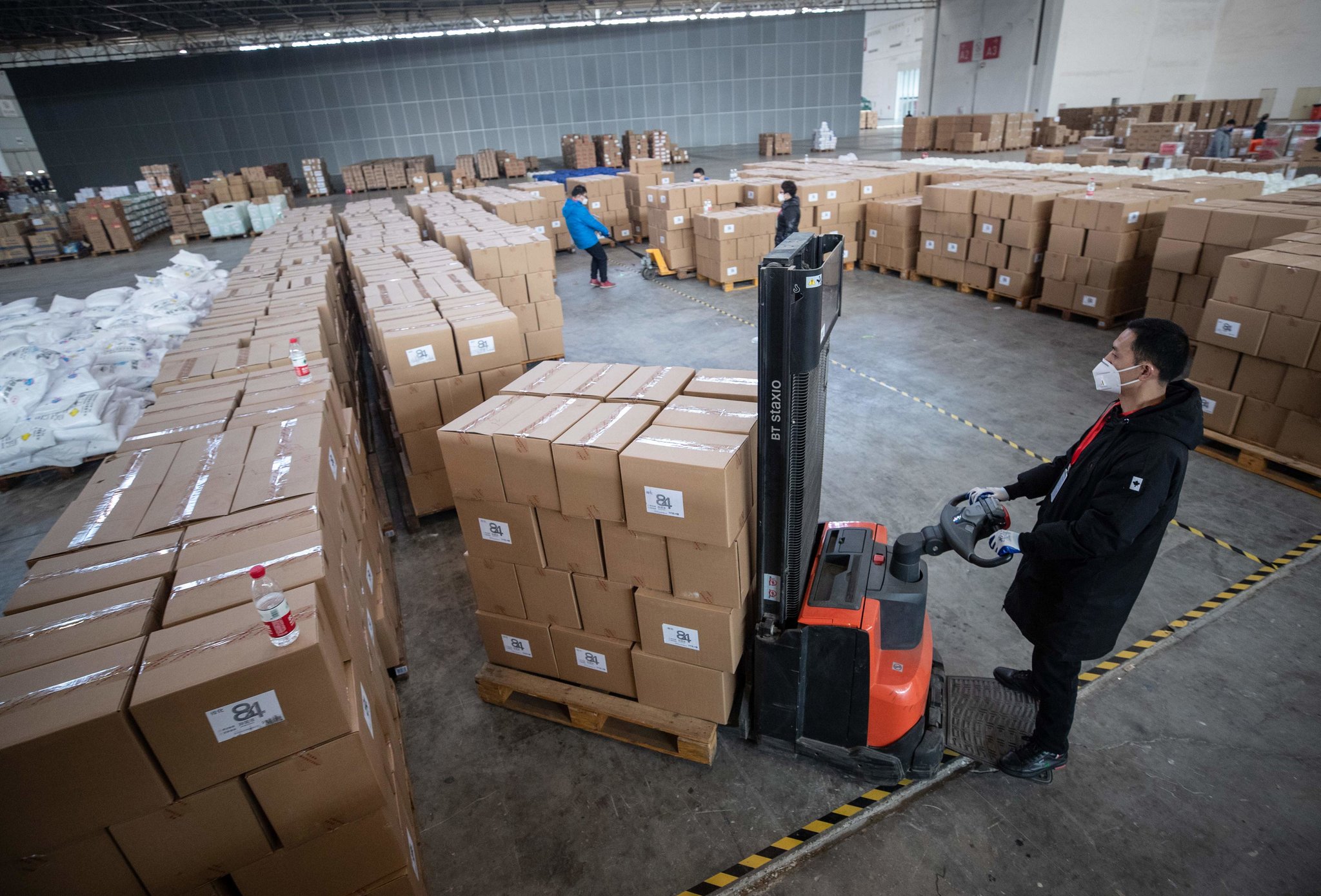 IMF：对人工智能造成大规模失业、不平等加剧的可能性深感担忧