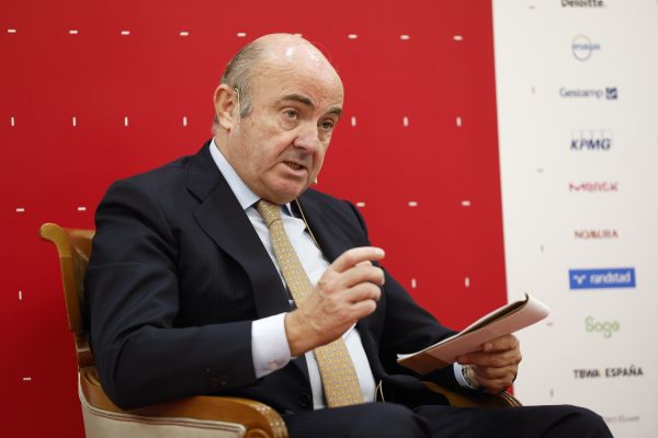 拉加德喜见欧元区通胀继续放缓 称不需要服务价格增速跌至2%