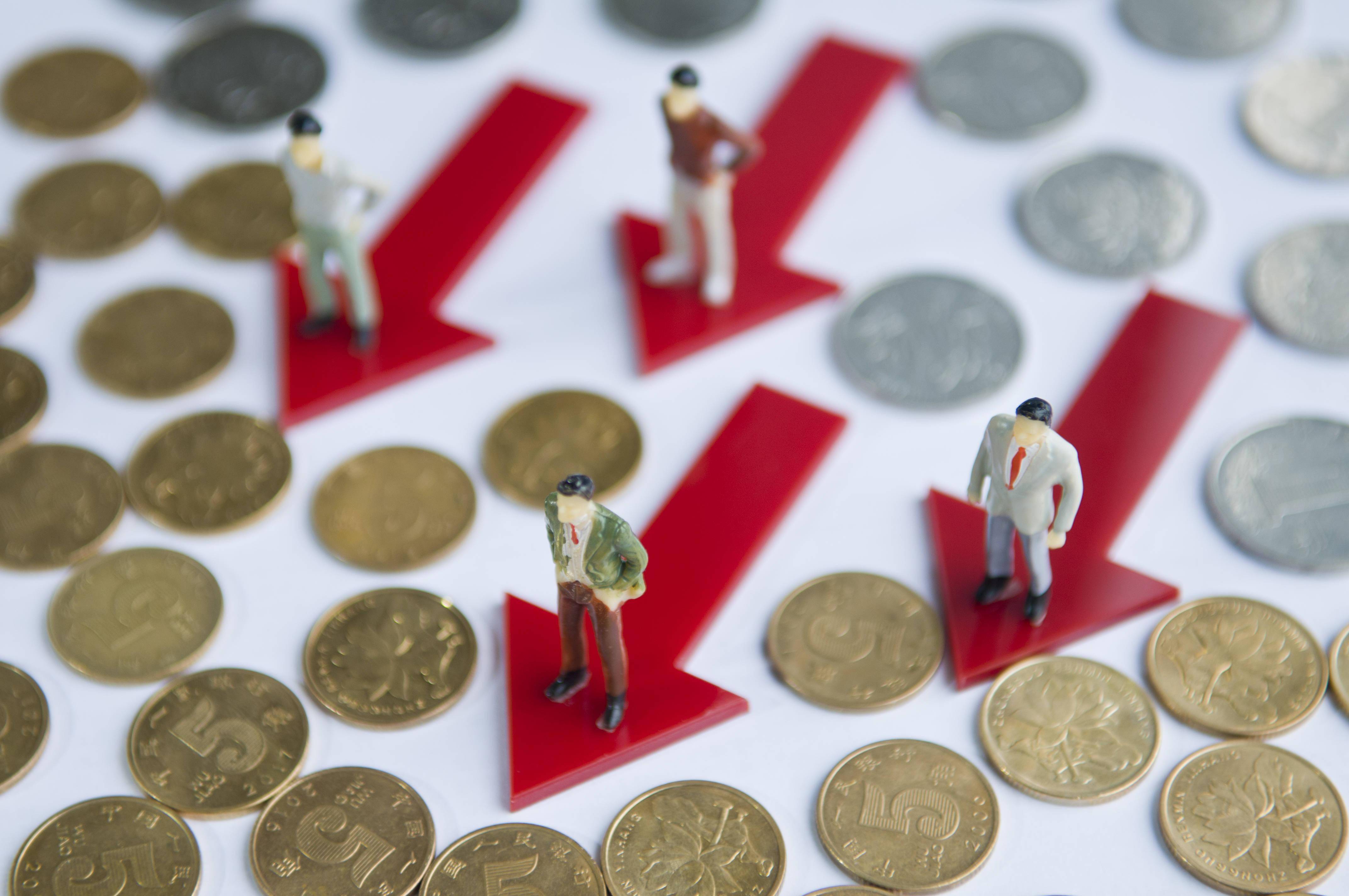 刚刚！重磅利好！美国经济增长出现放缓迹象 带动降息预期升温