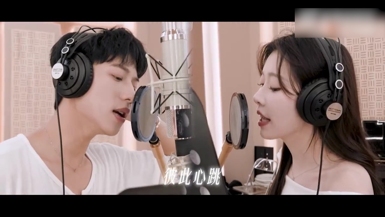 美媒称今年总统竞选“本世纪最势均力敌”