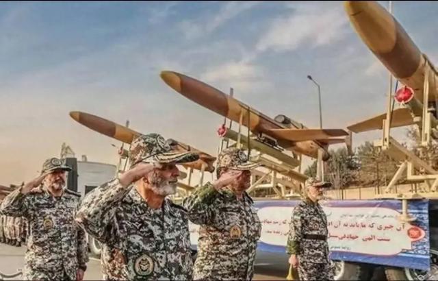 伊朗向以色列发射数十枚导弹 中东局势再度升级