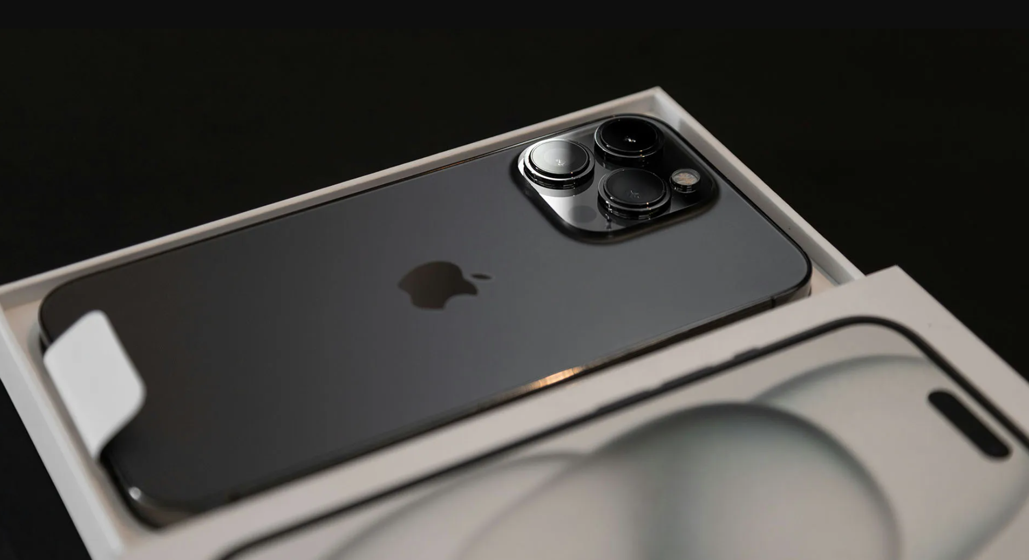 iPhone16突然全系降价！网友：刚买的人好亏