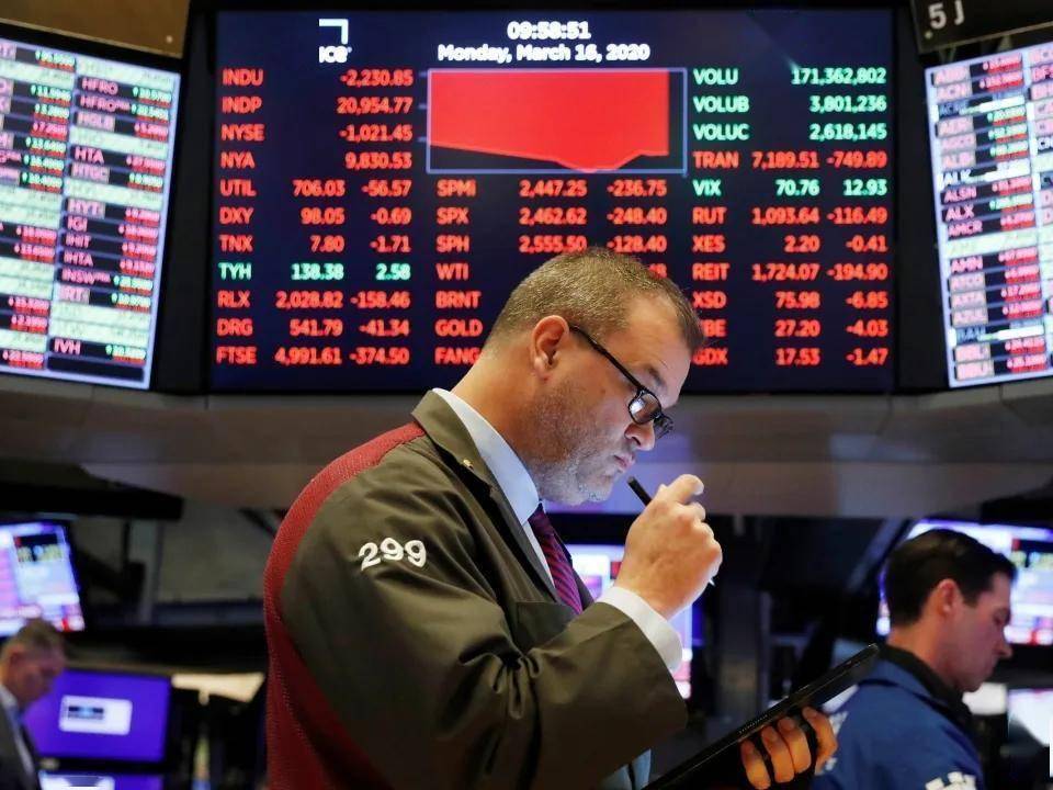 美国11月非农就业人数增加22.7万人 预估为增加22万人