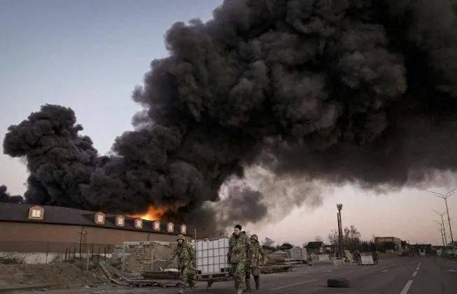 特朗普“突袭” 新一轮贬值潮来了！新兴市场货币全线大跌