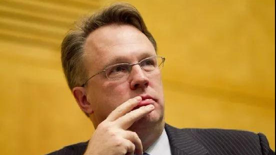 美联储“三把手”：政府换届加剧不确定性 未来货币政策取决于数据