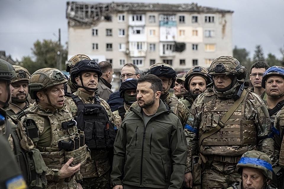 普京与特朗普通电话讨论乌克兰局势等问题