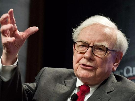 罕见！巴菲特公开批评特朗普的关税政策！连续第九个季度净卖出股票