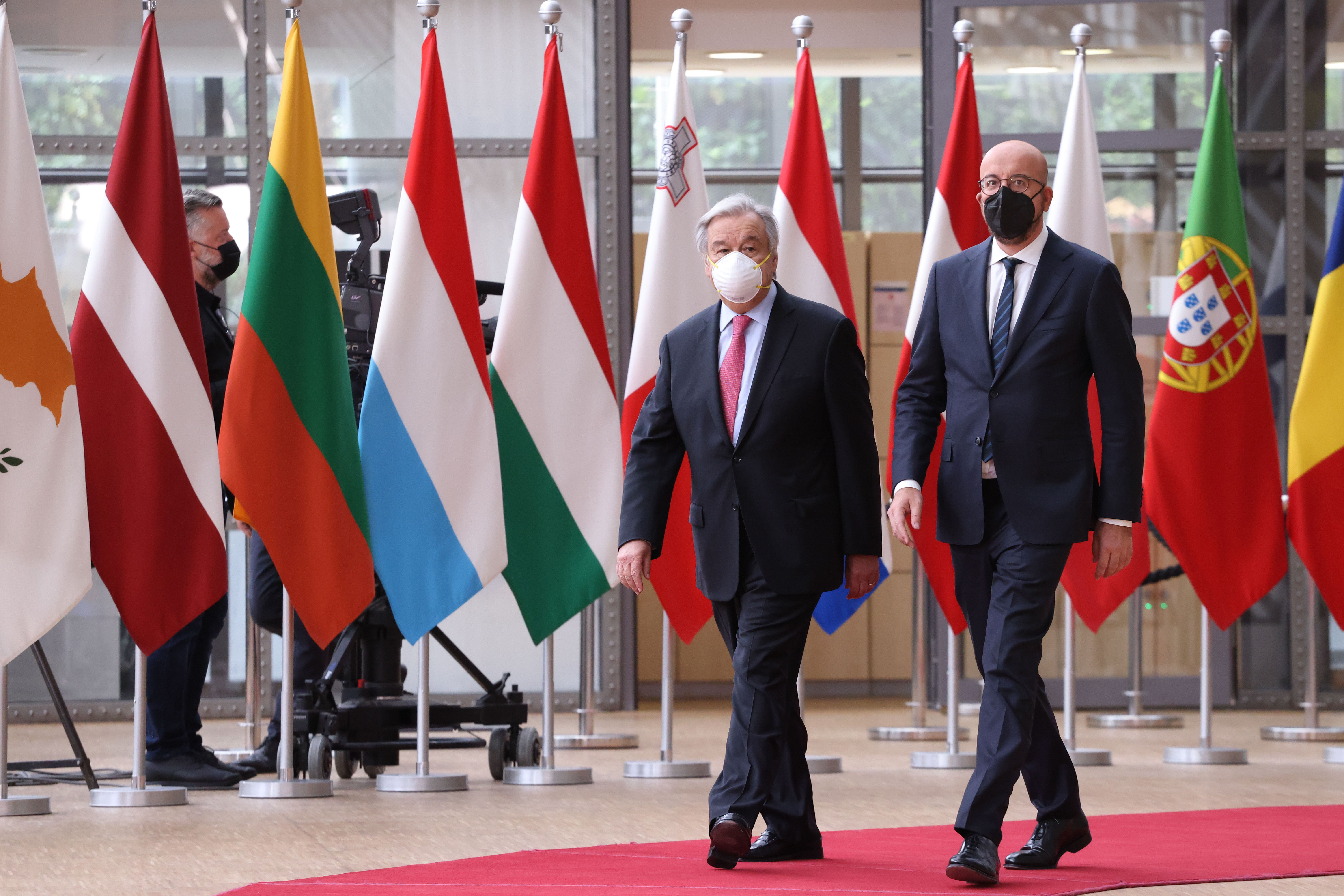 欧盟特别峰会同意“重新武装欧洲”计划