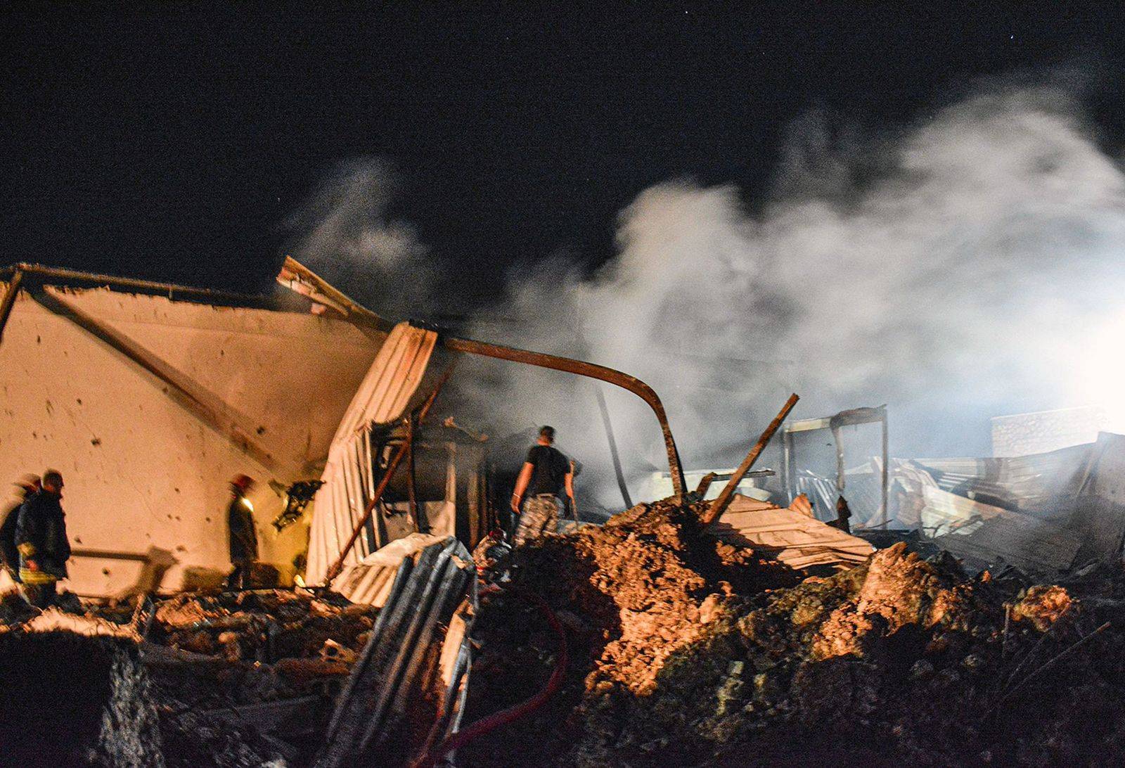 中东局势再度升级！美国、以色列发动大规模袭击！