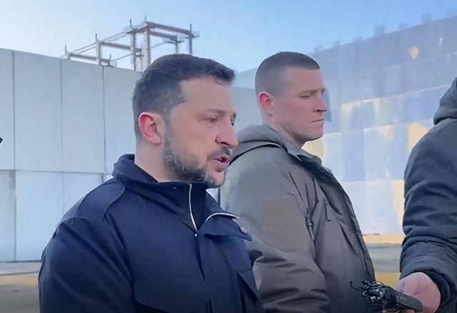 特朗普:与泽连斯基的通话“富有成效”