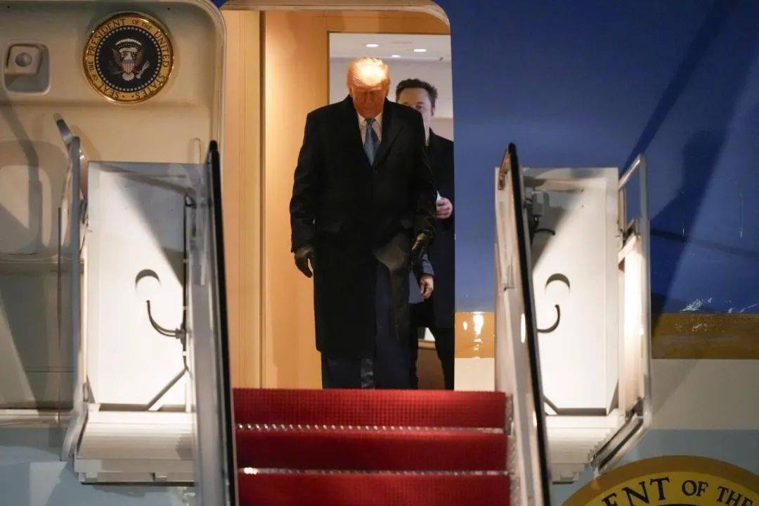 黄金势如破竹攻克3500：美元霸权的夕阳晚钟敲响？