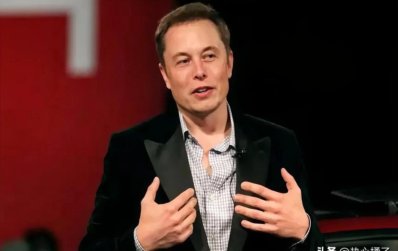 马斯克盯上新目标?美联储花25亿美元翻新总部,马斯克:这令人震惊,绝对应该审查