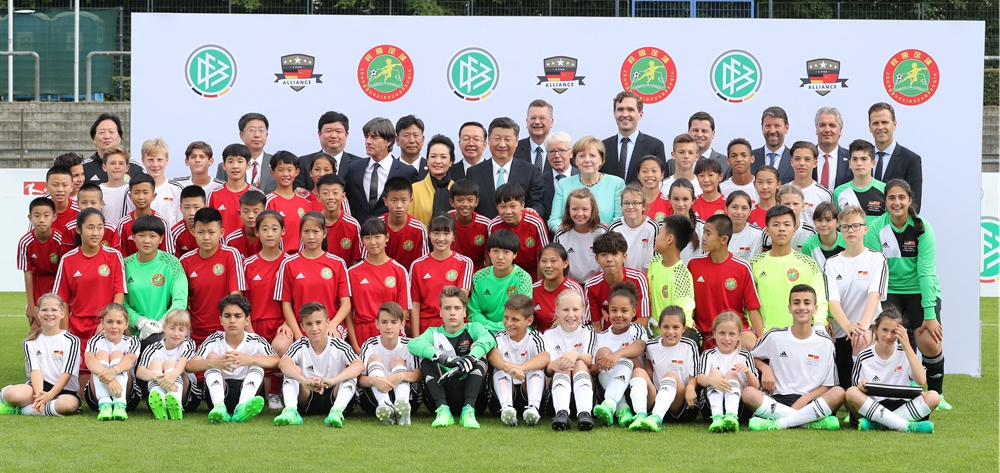 习近平致电祝贺默茨当选德国联邦总理 李强向默茨致贺电