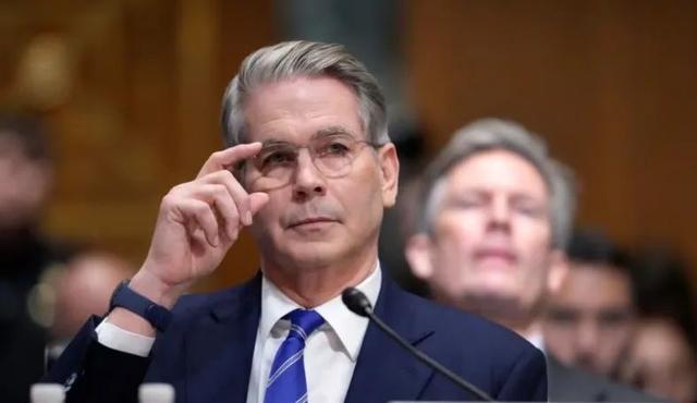 美国大幅削减小额包裹关税税率 美线舱位已经接近爆仓