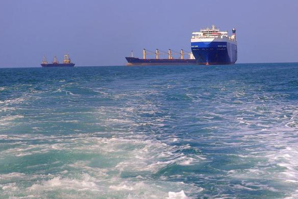 超10万人爆仓！一则利空引爆！“大而美”法案引发担忧