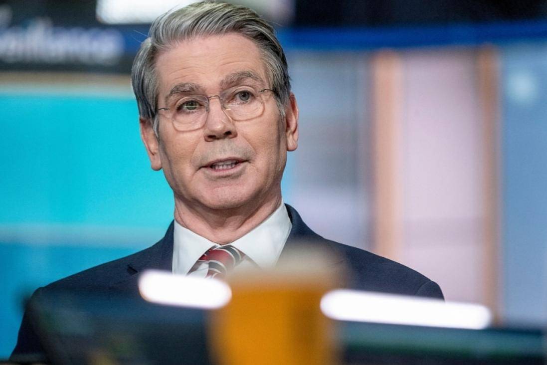 美财长：特朗普政府将在秋季选出鲍威尔的继任者